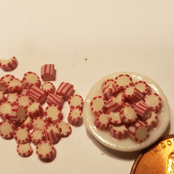 Dollhouse Miniature Candy Bowls - Picture 2 of 3